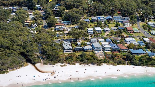 Summerdaze, Hyams Beach