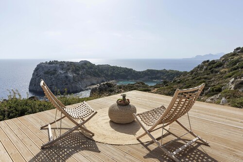 Pristine Seaview Villa , with 5-Star Resort Access