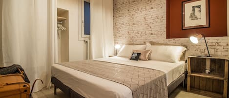 1 chambre, fer et planche Ă repasser, Wi-Fi gratuit, draps fournis