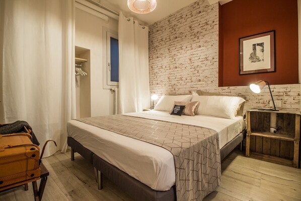 1 camera, ferro/asse da stiro, Wi-Fi gratuito, lenzuola