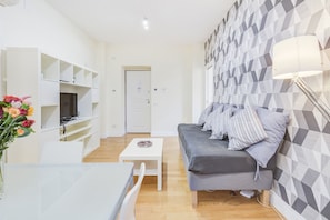 Interior - Gonfalone Residence Viola (Roma)