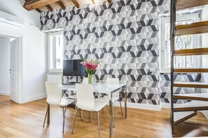 Dining - Gonfalone Residence Carlotta (Roma)
