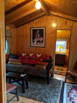 Téléviseur, lecteur de DVD, sélection de films