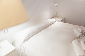 1 bedroom, iron/ironing board, free WiFi, bed sheets - Gonfalone Residence Vittoria (Roma)