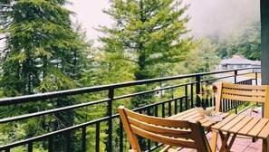 Tägliches inbegriffenes kontinentales Frühstück