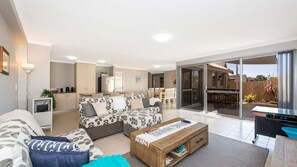 Smart-TV og DVD-spiller