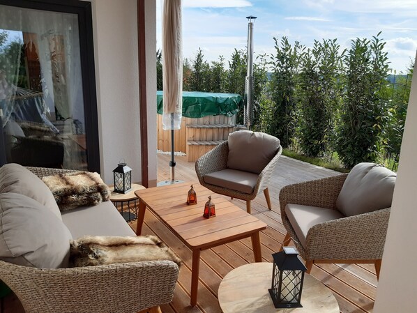 Terrace/patio - Chic apartment (Altershausen/Münchsteinach)