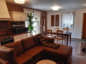 Smart-tv, pejs, dvd-afspiller