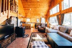 Smart-tv en een open haard