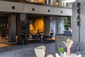 Lobby - Peak 12 Hotel (Viborg)