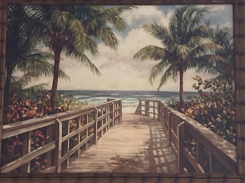 Tropical Paradise at Moon Bay Key Largo, Florida
