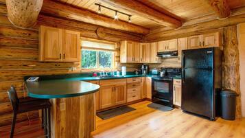 Rumah, 2 kamar tidur | Dapur pribadi | Lemari es, oven, dan mesin pembuat kopi/teh