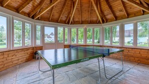 Spielezimmer