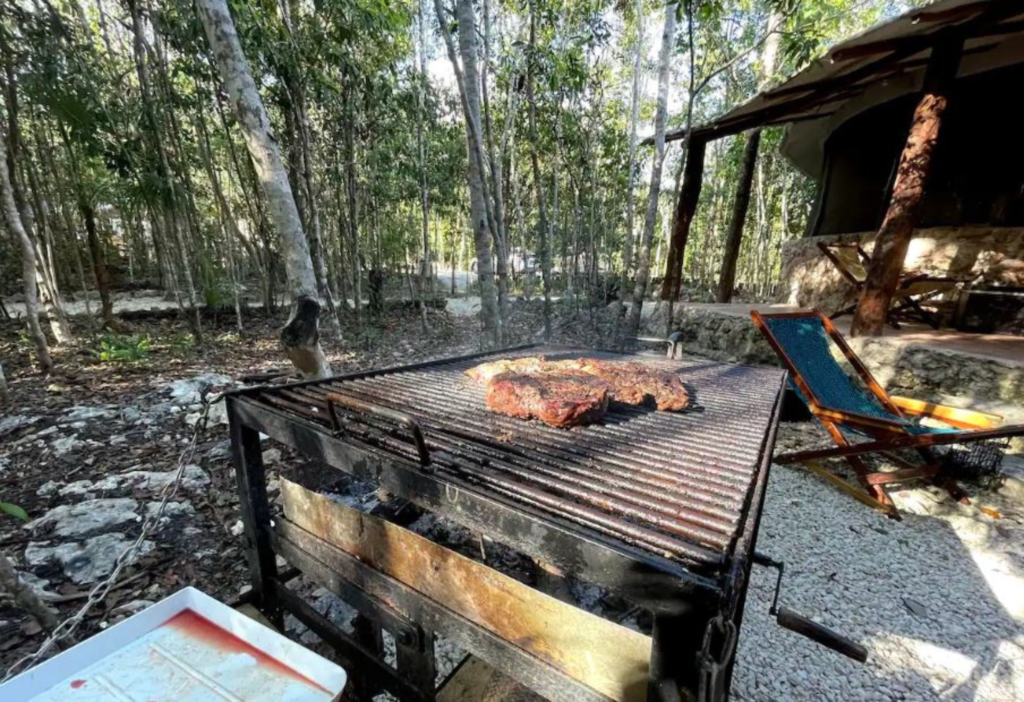 Grillaus-/piknikalue