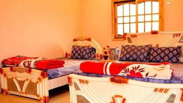 Standard Triple Room | Free WiFi, bed sheets