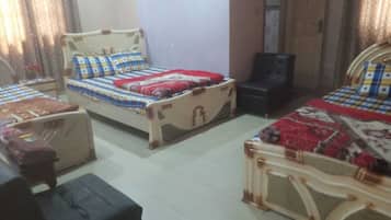 Standard Triple Room | Free WiFi, bed sheets