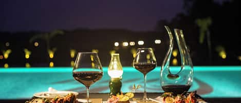 Couples’ dining