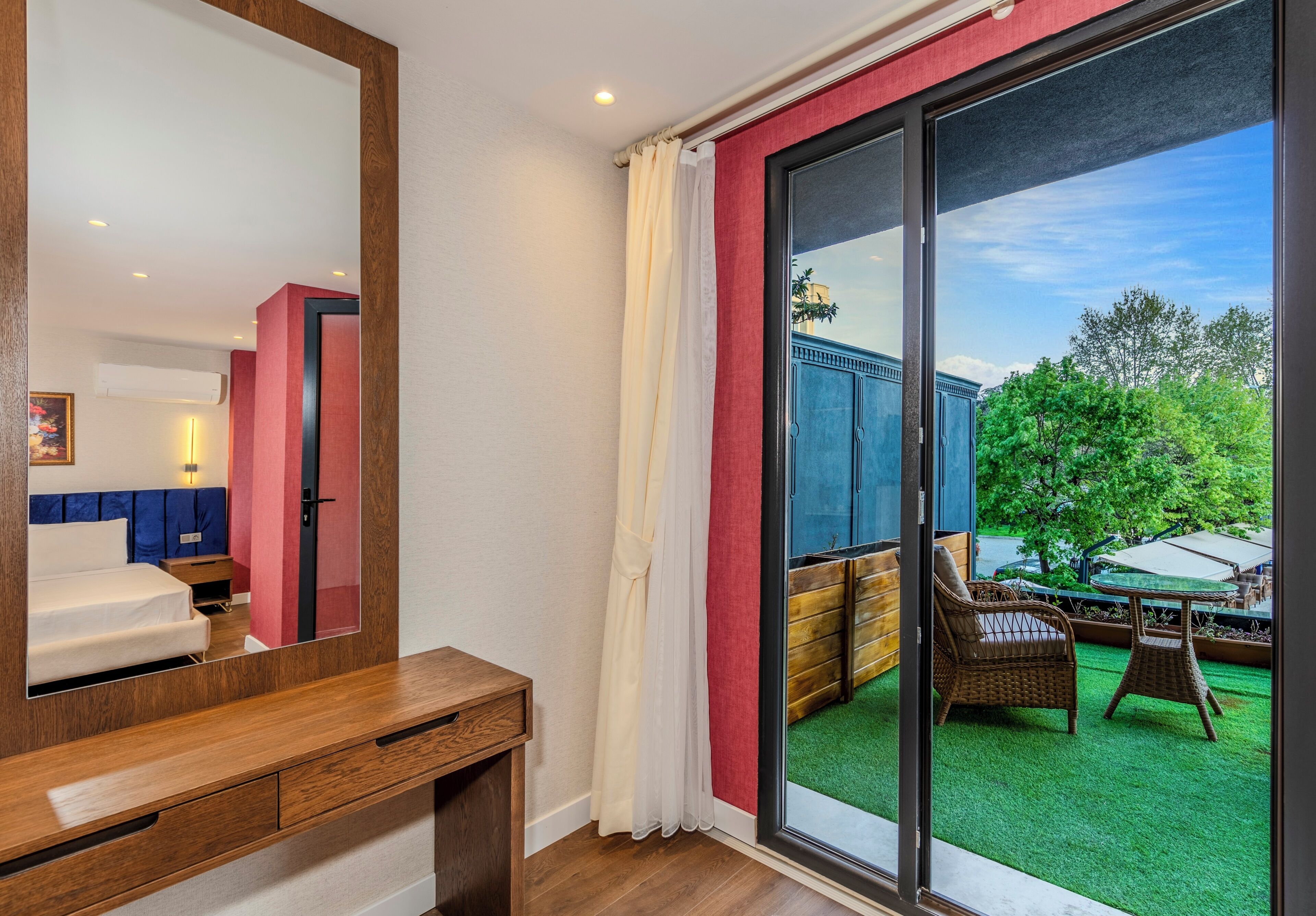 deluxe room, terrace | 1 bedroom, premium bedding, minibar, individually decorated