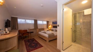 Standard Double or Twin Room | Premium bedding, minibar, individually decorated, desk