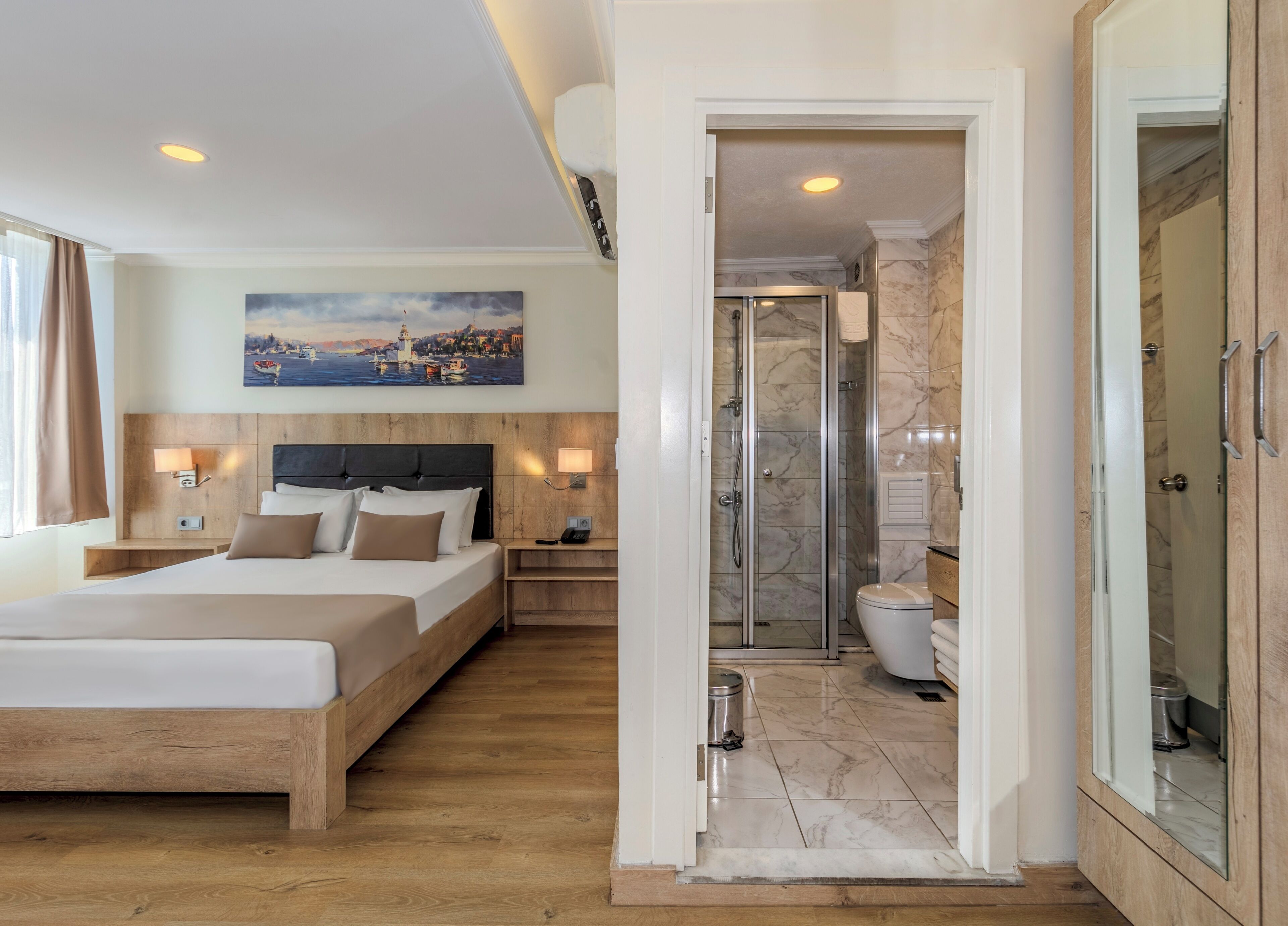 Family Quadruple Room | Premium bedding, minibar, individually decorated, desk