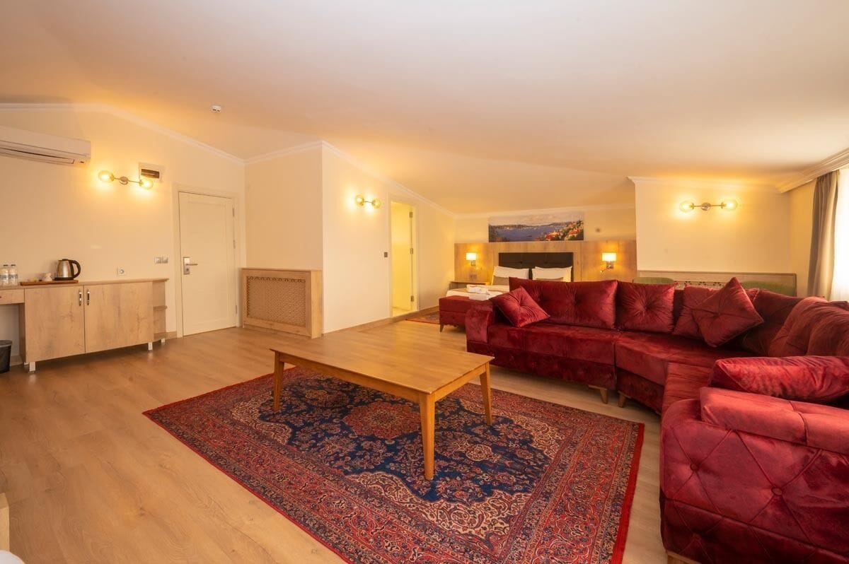 family studio, multiple beds, sea view | 1 bedroom, premium bedding, minibar, individually decorated