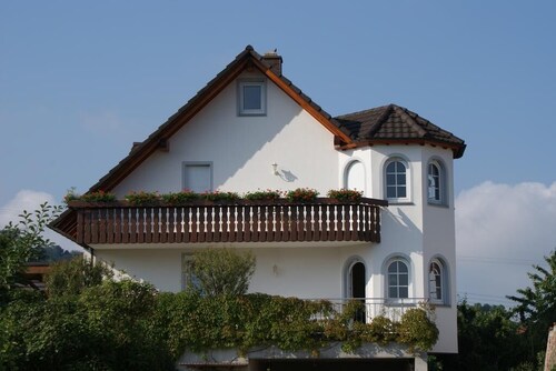 Vacation apartment for 4 people with balcony and view of the vineyards