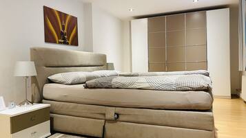 Superior Apartment, Private Bathroom, Garden View (Haus 2) | 1 bedroom