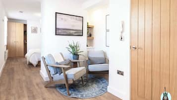 1 chambre, fer et planche à repasser, Wi-Fi, draps fournis