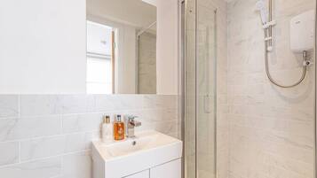 Dusche, Haartrockner