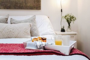 1 bedroom, iron/ironing board, WiFi, bed sheets - Home from Home in the heart of Chester (Chester)