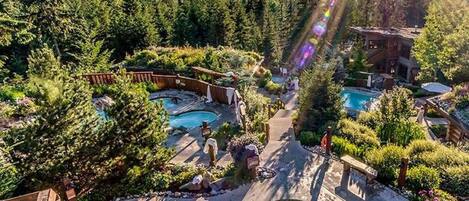 Outdoor pool, a heated pool