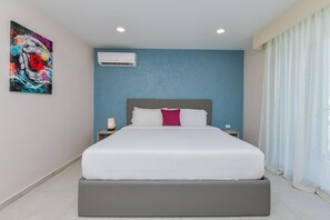 2 bedrooms, in-room safe, iron/ironing board, WiFi (free)