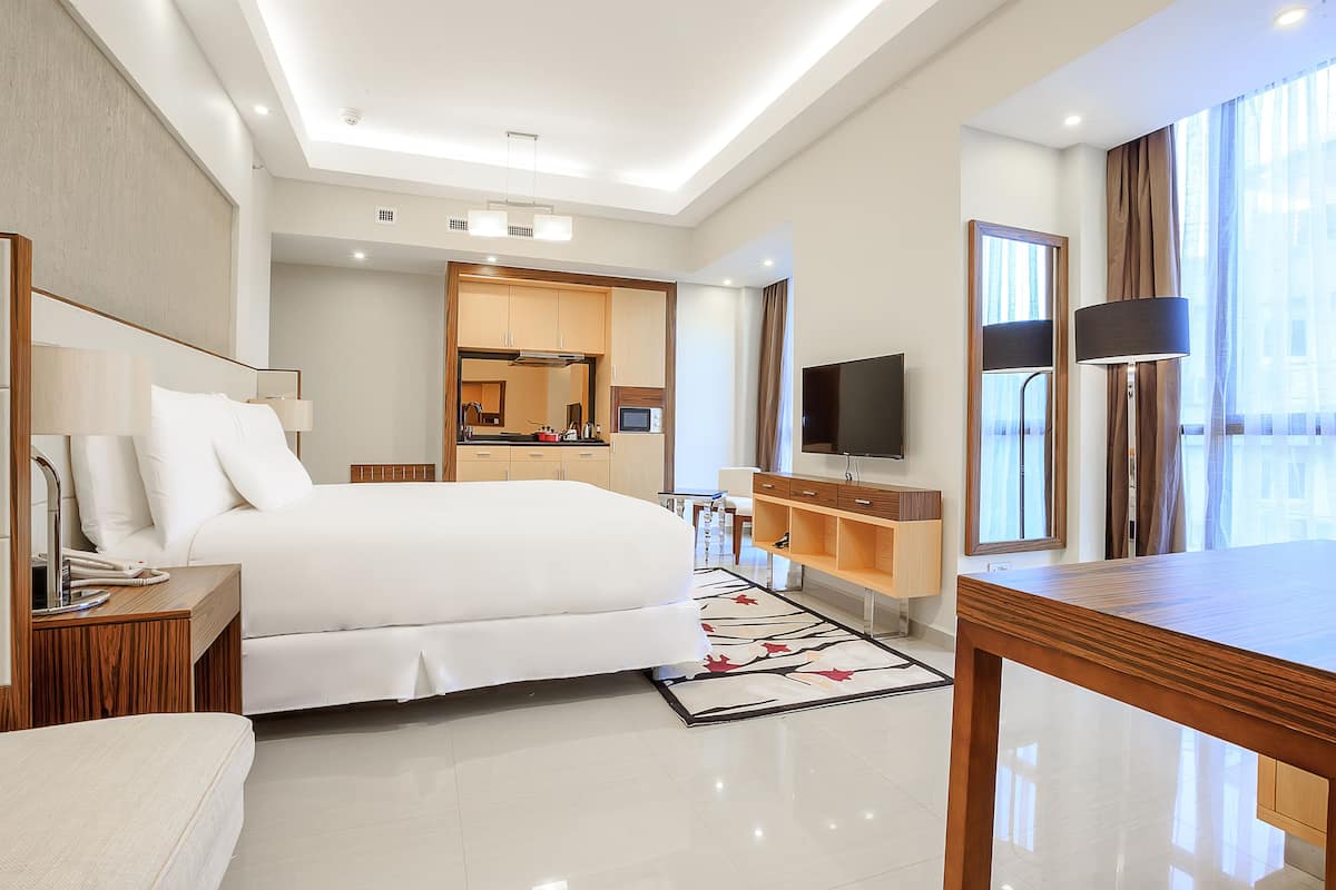 minibar, in-room safe, blackout curtains, soundproofing