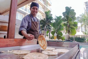 Dagelijks ontbijtbuffet (MYR 60 per persoon)