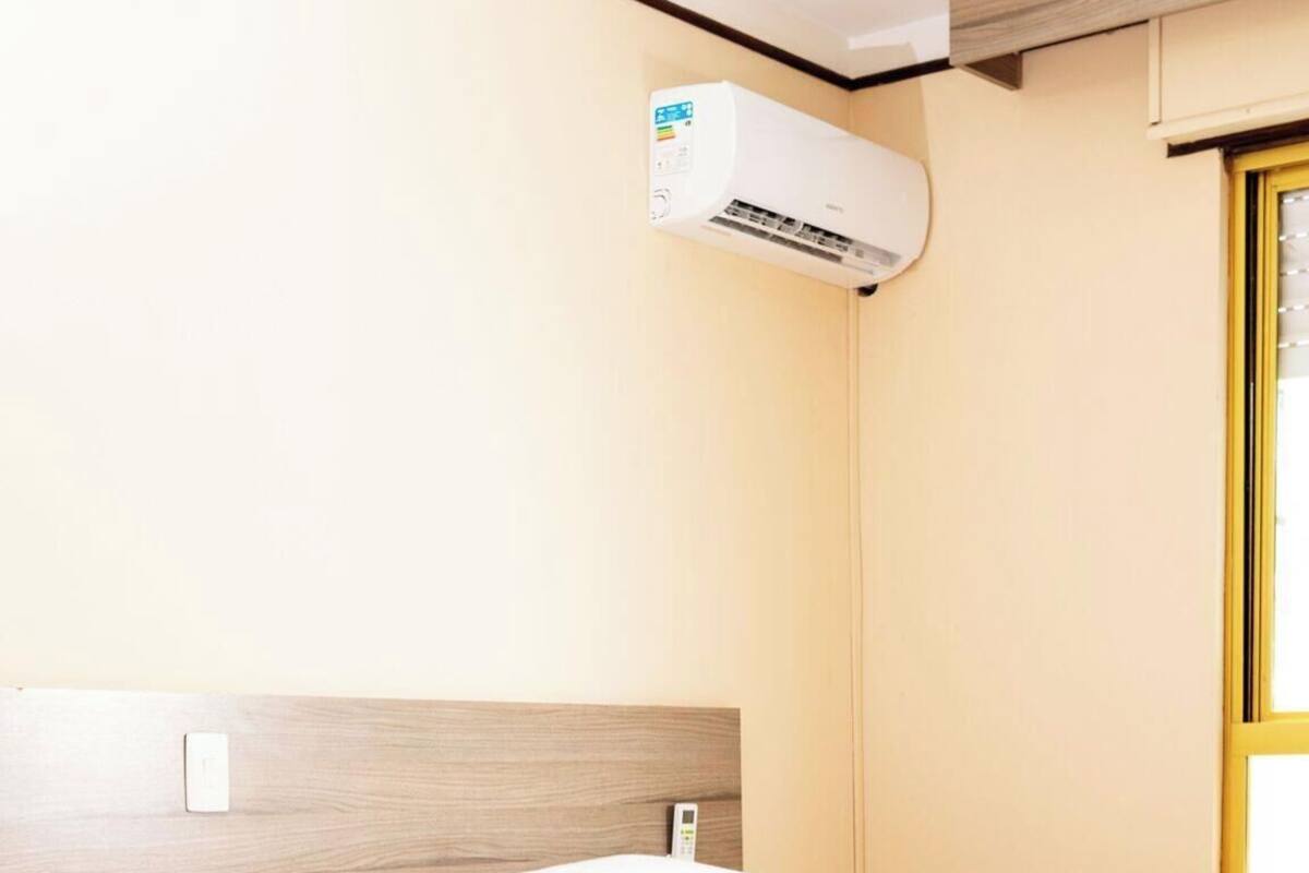 迷你吧、房內夾萬、書桌、熨斗/熨衫板