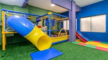 Children’s play area – indoor