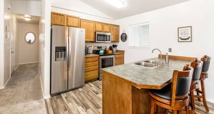 CLEAN 3 BR 2 Bath- QUIET neighborhood