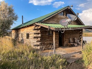 Exterior - Rustic 4 bedroom cabin with pond on scenic ranch (Ocate)