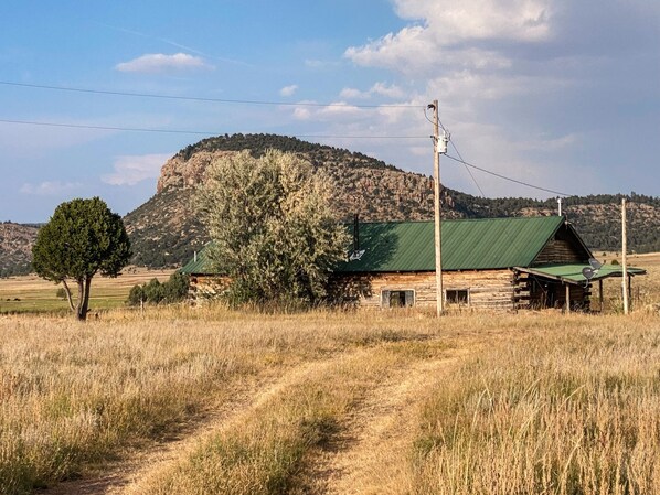 Miscellaneous - Rustic 4 bedroom cabin with pond on scenic ranch (Ocate)