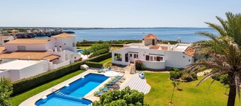 Villa Mercedes by Villa Plus