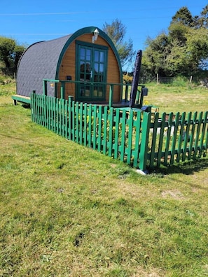 Cabin | Garden
