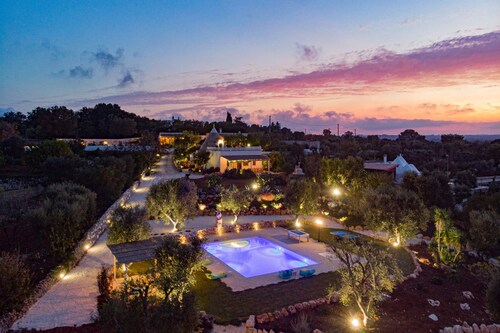 Villa Borgo Mediterraneo by Villa Plus