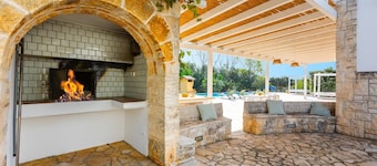 Villa Gavida by Villa Plus