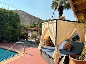 Outdoor pool - Villa A- 2bed/2bath with kitchen, dining&living rooms, in downtown Palm Springs! (Palm Springs)