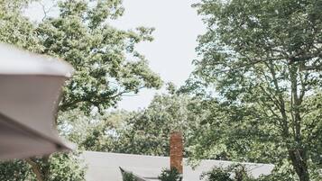 Sæsonbestemt udendørs pool