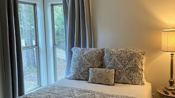 4 slaapkamers, een strijkplank/strijkijzer, wifi, beddengoed