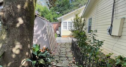 Parsons' Carriage House - Book Now !