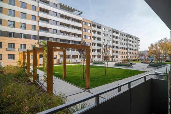 Apartment, 1 Bedroom, Balcony, Garden View | Balcony - Apartments Wroclaw Teczowa 101 (Wroclaw)