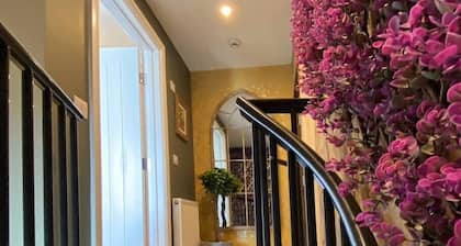 Hambrook House Canterbury - NEW luxury guest house