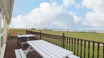 Cottage | Property grounds